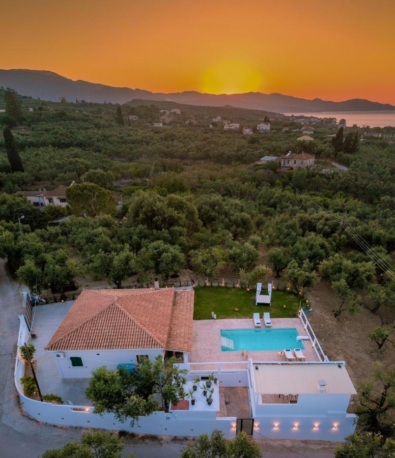 Farao Villa Kypseli Exteriör bild